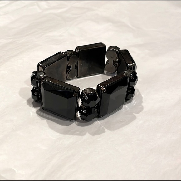 Black Chunky Bracelet - Picture 1 of 4